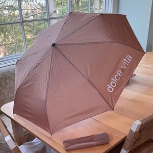 NWOT Dolce Vita Tan Umbrella with White Logo
